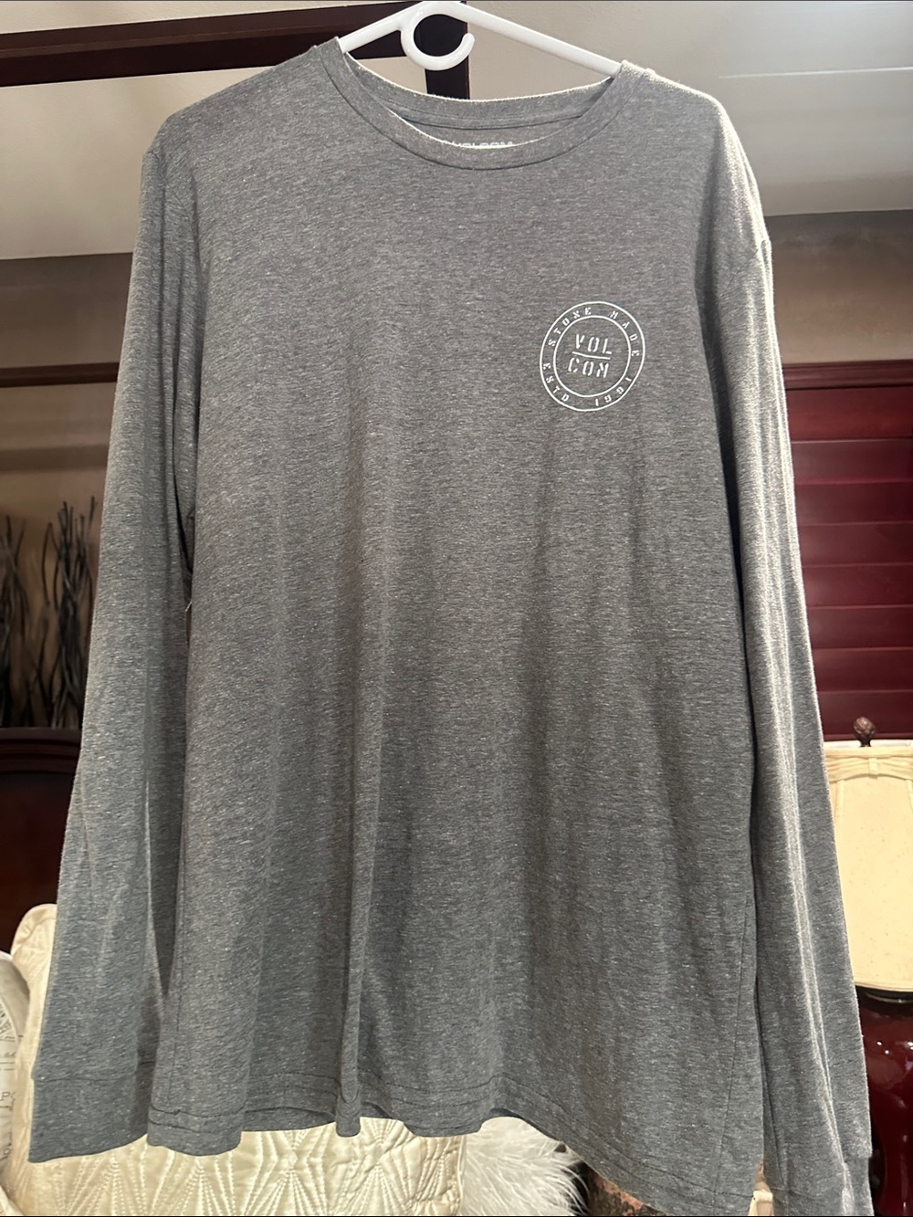 🍒 pick any 3 Long-Sleeve tee for $7 each or 1 for $10